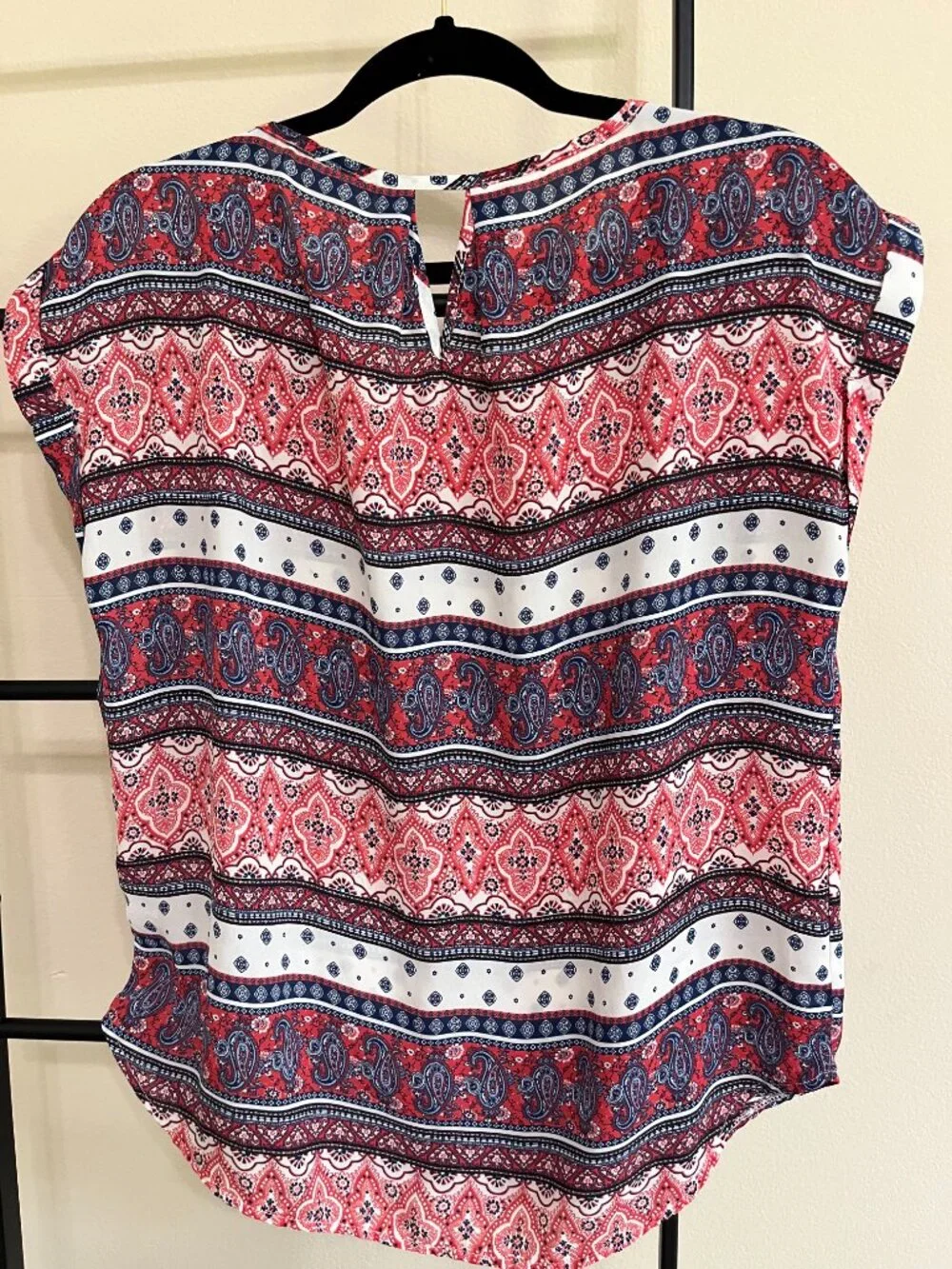 *Pink Rose Boho Paisley Print Casual Top Size Large